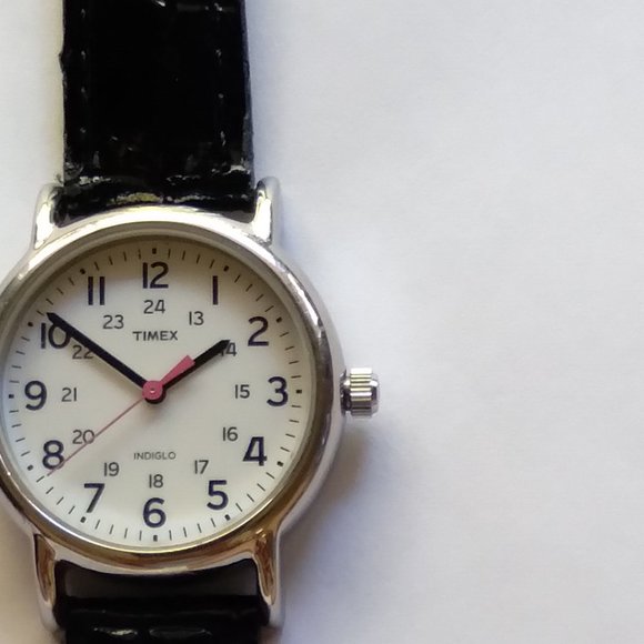 Timex Indiglo ladies watch - Picture 6 of 7